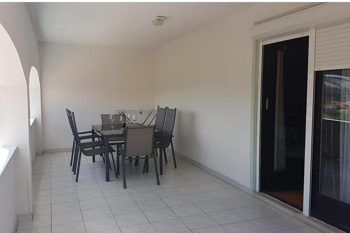 Apartments For Families With Children Lopar, Rab - 10402 Luaran gambar