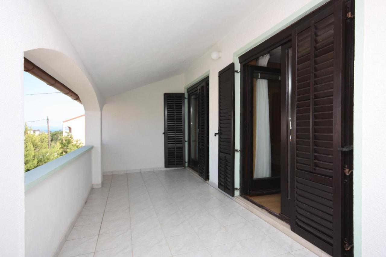 Apartments For Families With Children Lopar, Rab - 10402 Luaran gambar
