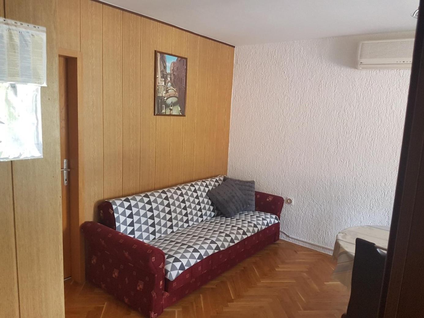 Apartments For Families With Children Lopar, Rab - 10402 Bilik gambar